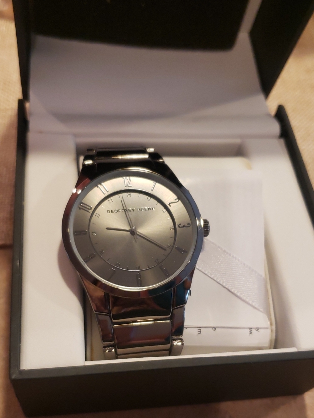 Geoffrey Beene Silver-Tone Men's Dress Watch All New Never Worn